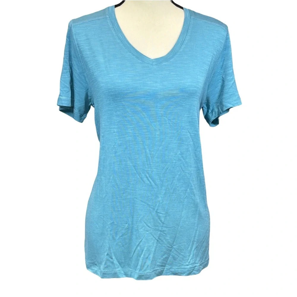 Tribal Vneck Tee NWT